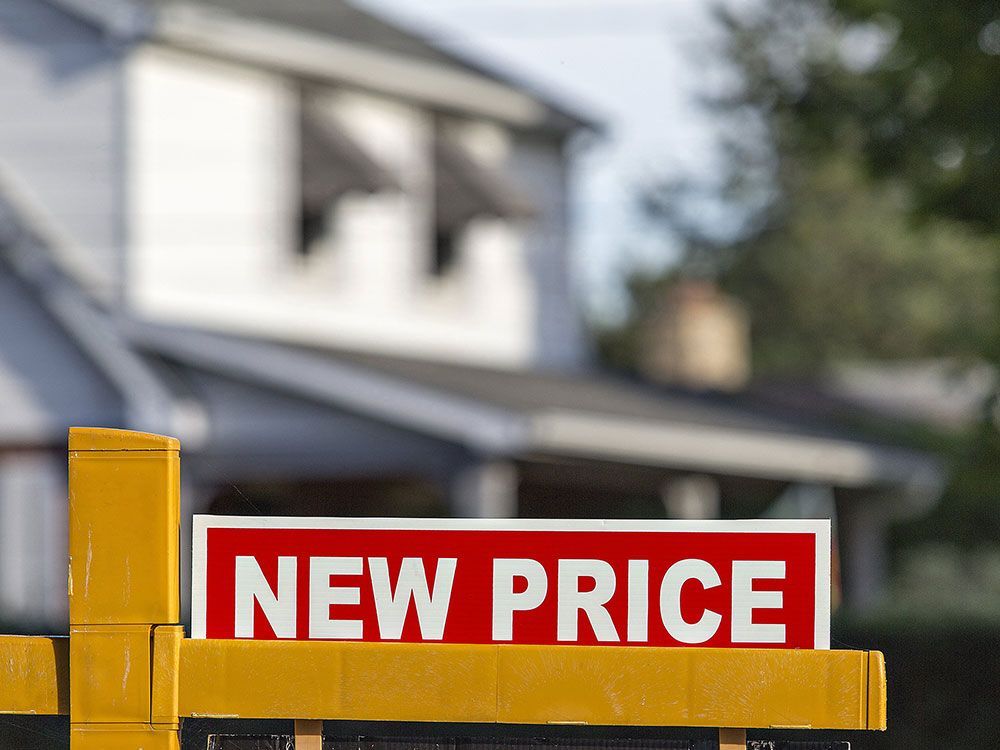 financialpost's tweet image. Don't look for a home price spike any time soon, says Royal LePage's Phil Soper financialpost.com/real-estate/ho…