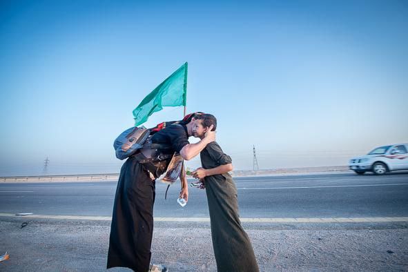 s_mohammad_76's tweet image. کودکی که خادمی بلده
تو سختیای زندگی کم نمیاره
چون یاد گرفته آب رو به لب تشنه برسونه...🫰🏼