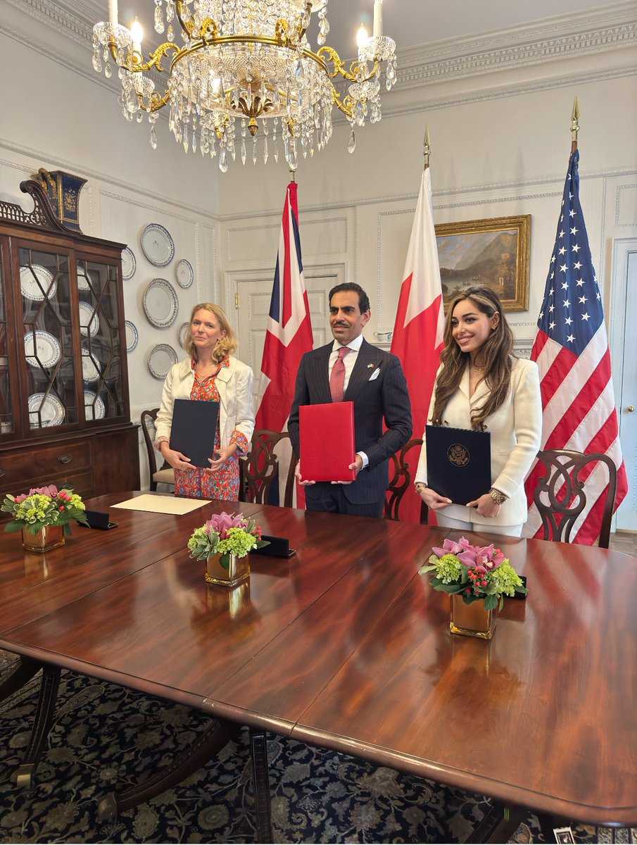 MiddleEast_24's tweet image. The US and Bahrain, under the Abraham Accords, welcomed the UK as a third party to the C-SIPA agreement, advancing security and economic cooperation for peace and prosperity in the Middle East.
@StateDept_NEA