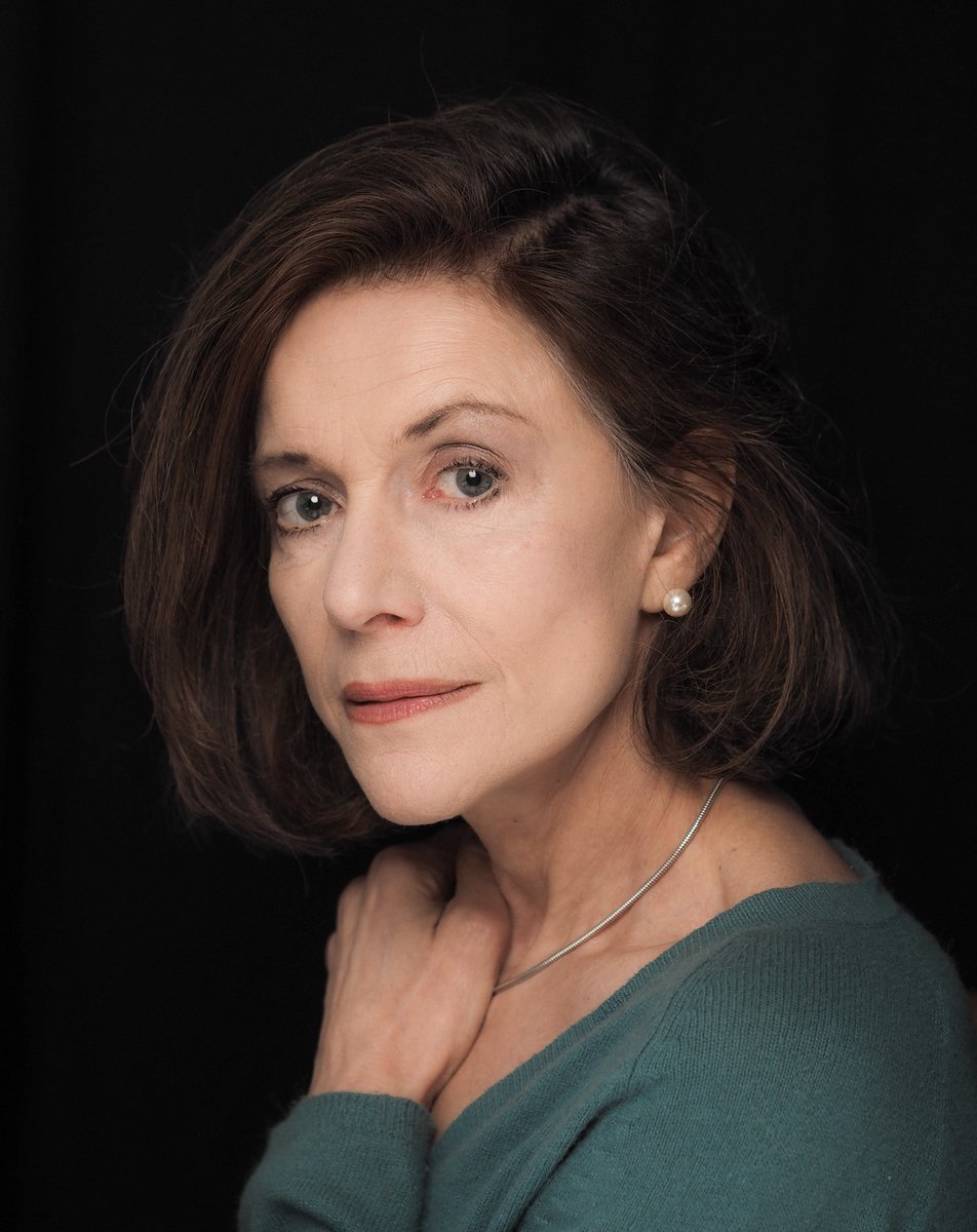 FairyPowered's tweet image. #NEWS
FULL CAST ANNOUNCED FOR UK TOUR OF ANNE-MARIE CASEY’S NEW STAGE ADAPTATION OF LOUISA MAY ALCOTT’S LITTLE WOMEN
fairypoweredproductions.com/full-cast-anno…
#littlewomen #annemariecasey #uktour #castannounced #fairypoweredproductions