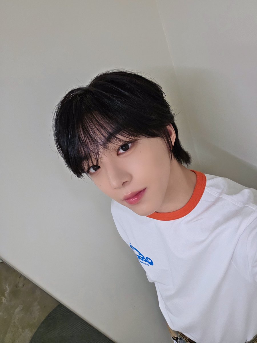 IDID_starship's tweet photo. [🌠] #백준혁_DID
안녕하세요😆 여러분!! 저희 IDID 아이딧의 [날아랏 아이딧] 재밌게 보셨나요?? 하루동안 용인도 가고 제주도도🏝 가고 많은 일들이 있었는데 힘들긴 해도 데뷔 전 멤버들과 함께 추억을 쌓으니까 너무 즐거웠어요. 앞으로 훨씬 더 재미있는 날아랏✈️ 아이딧으로 돌아올 테니까 ��대 많이해주세요!! 또 저희 아이딧의 7월 24일 [프리 데뷔] 많이 많이 사랑해 주세요!!❤️

#IDID #아이딧 #BAEKJUNHYUK #백준혁