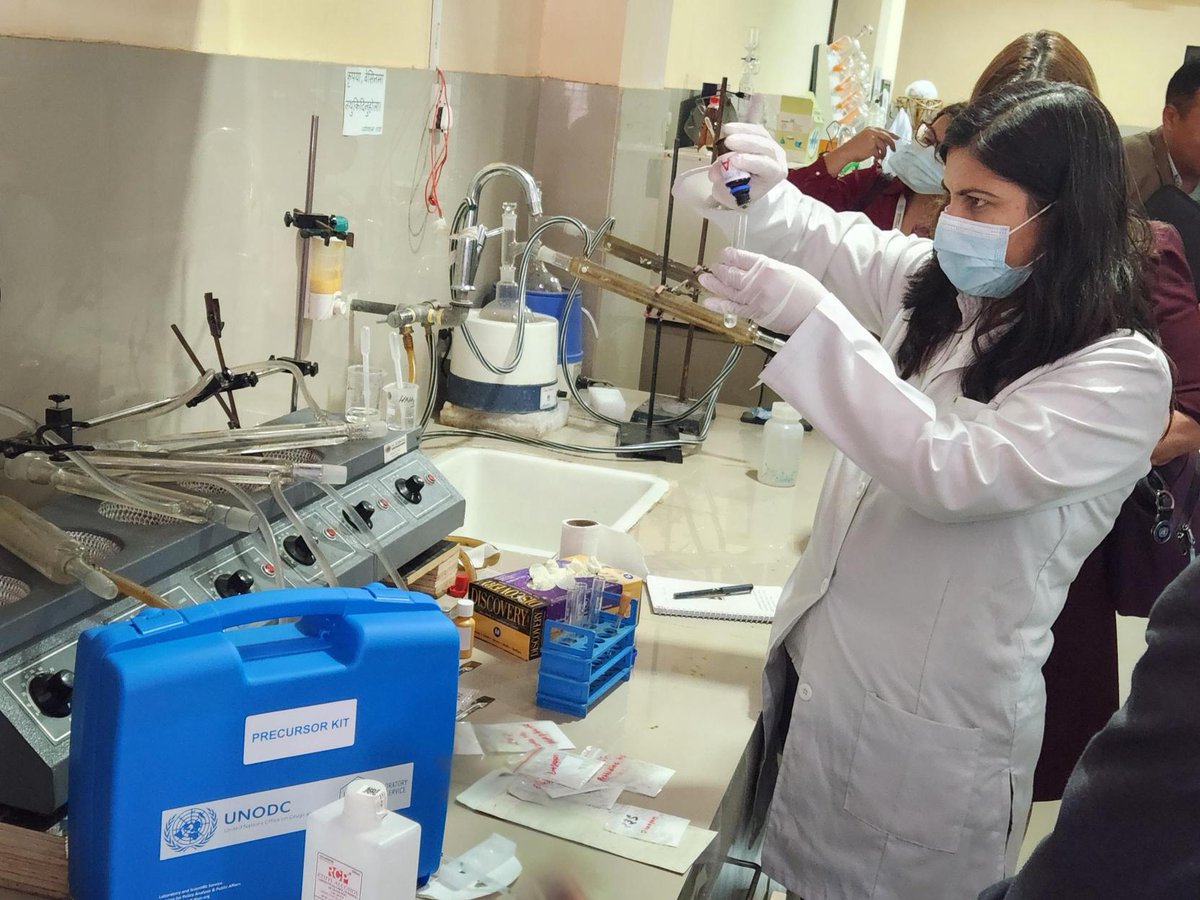 UNODC_ROSA's tweet image. 🧪@UNODC Passenger & Cargo Control Programme handed over drug & precursor test kits to🇳🇵Nepal Customs, enhancing frontline detection capacity at borders.
Supported by @StateINL, this initiative strengthens Nepal’s response to illicit trafficking & promotes safer, secure borders.