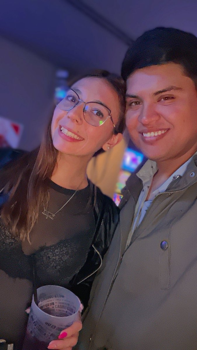 daamipayela's tweet photo. Feliz de compartir la vida con esta mujer 😍😍 Te amo mi amor ❤️ https://t.co/3QaPrflymv