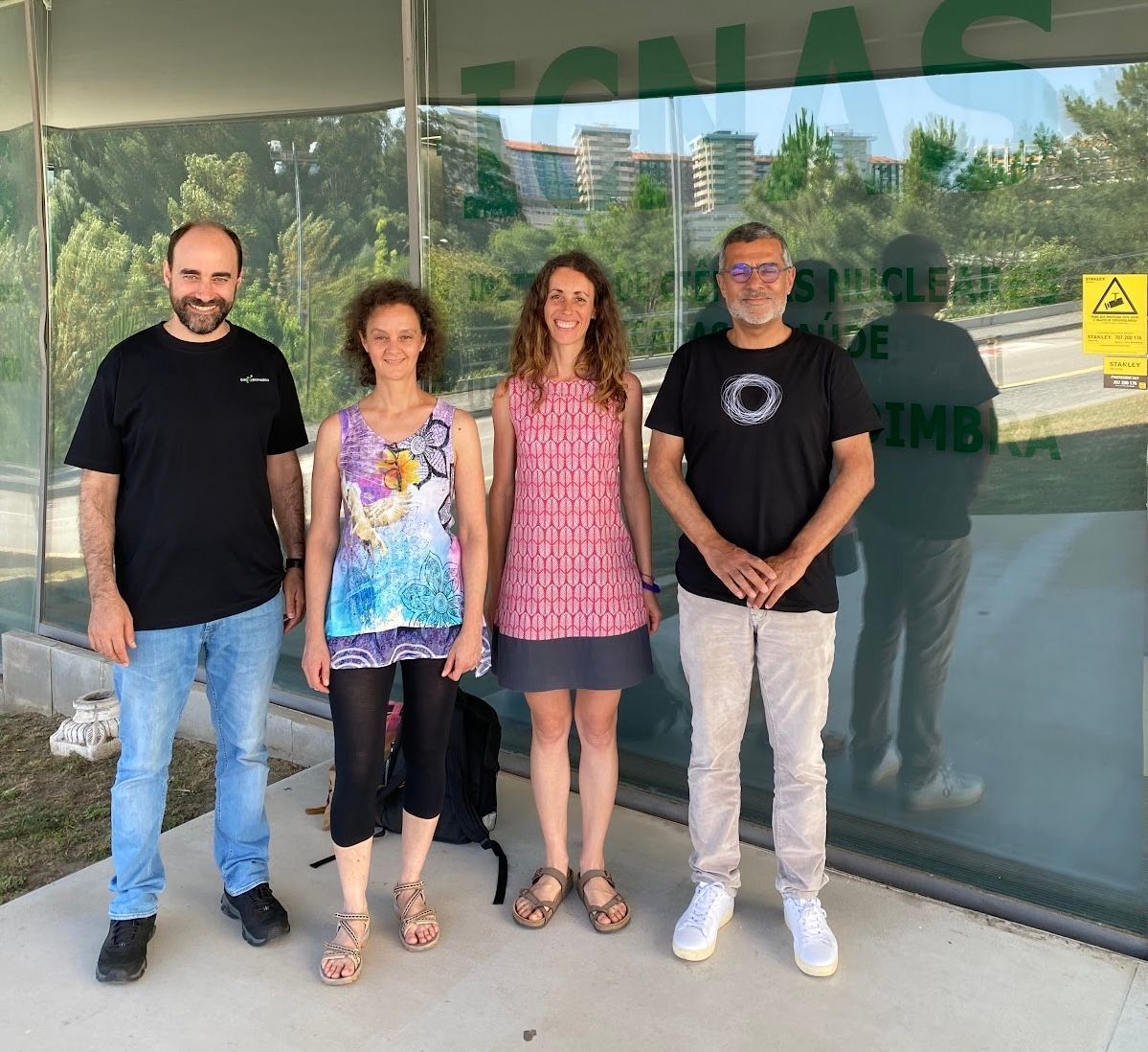 EuroBioImaging's tweet image. Our Med-Hub colleagues got to visit the Portuguese Brain Imaging Network (BIN) Node in Coimbra. 🇵🇹 It offers open access to PET & MRI for a range of preclinical & human imaging applications.🧠🫀 Thanks to the @CIBIT_UC team for a nice visit!
More ⤵️
eurobioimaging.eu/news/visiting-…