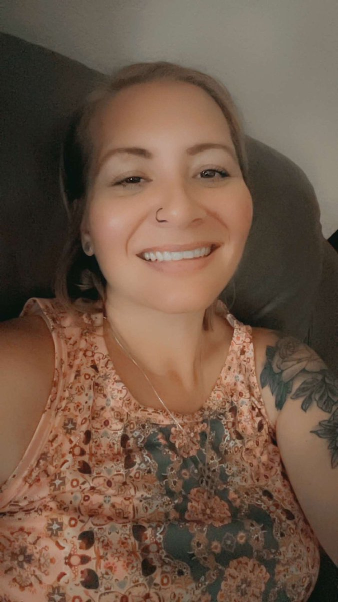shanrocksnwa's tweet image. Being a single mom isn’t easy. I have to be everything to everyone. And make sure I keep a roof over my girls heads and food in their bellies. I do what I need to do. So I want to say thank you to my subscribers, thank you to my Avon customers, thank you to my employers, and…