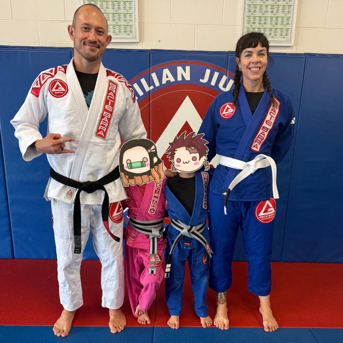matthewkheafy's tweet image. Say congrats to Mia and Akira on their second stripe on grey/ black and say hello to The Heafy BJJ Team!
I speak endlessly on how incredibly BJJ has changed my life. On how your gym/ dojo/ team become some of your closest pals outside of your family you’ll ever have; but I am…
