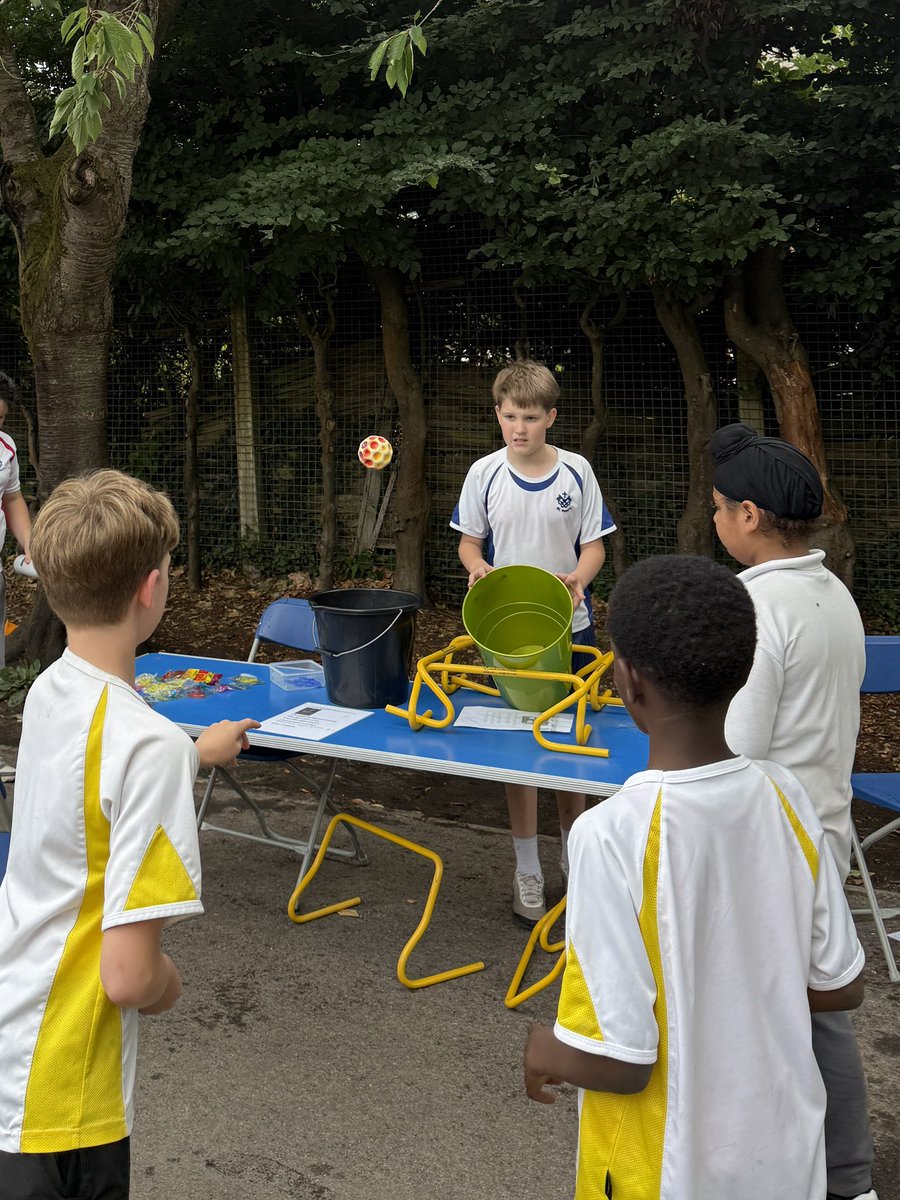 St Peter's Junior School tweet media