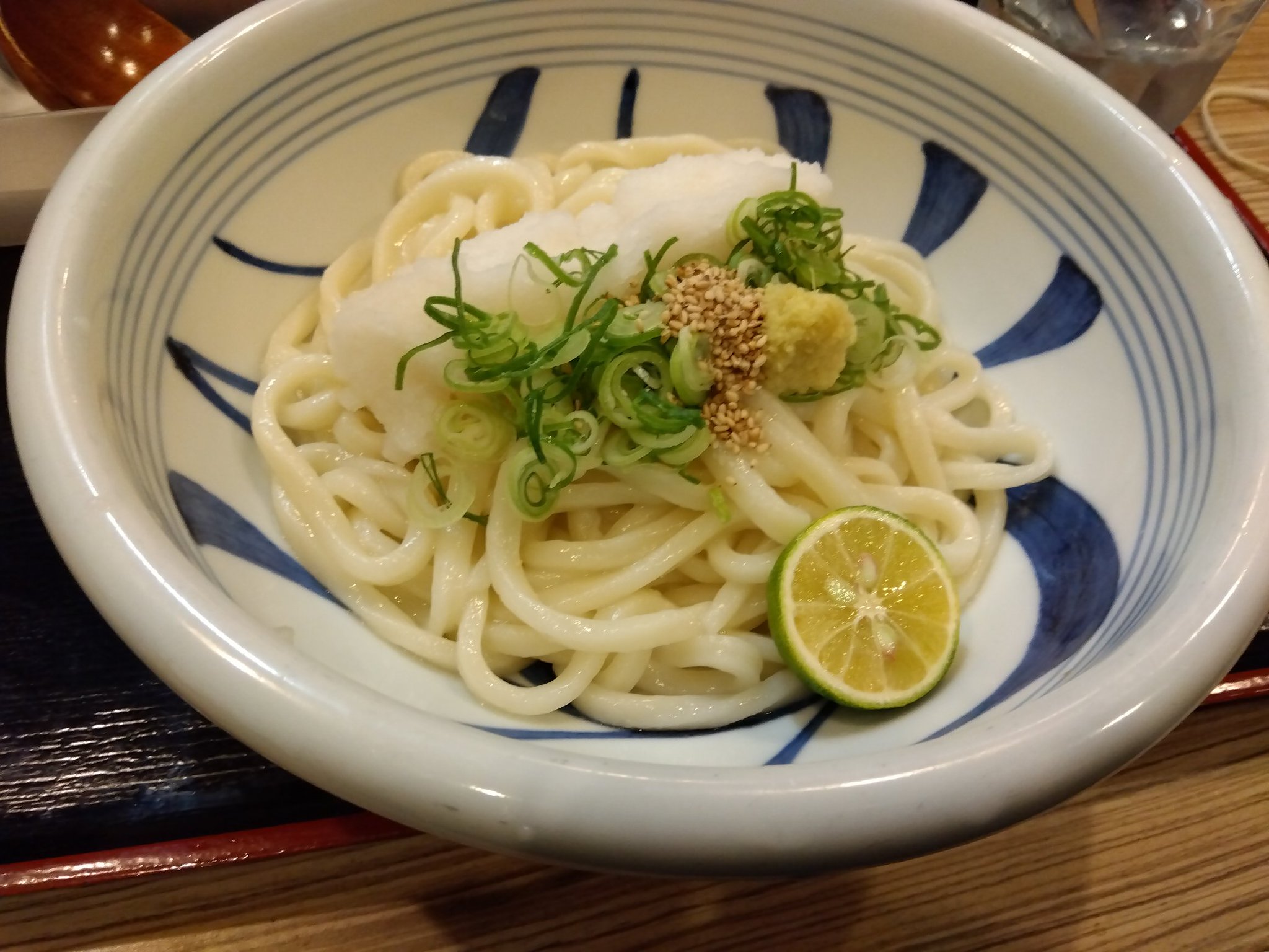 iPad - うどん Amazon.co.jp: ヤマダイ ニュータッチ 懐かしのとん汁うどん 95g