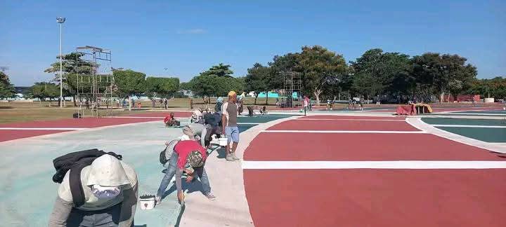 Con el esfuerzo de los trabajadores de la EPASE, ya pintada nuestro Plaza Máximo Gómez #CiegoEn26 <a href="/Invasorpress/">Periódico Invasor</a>