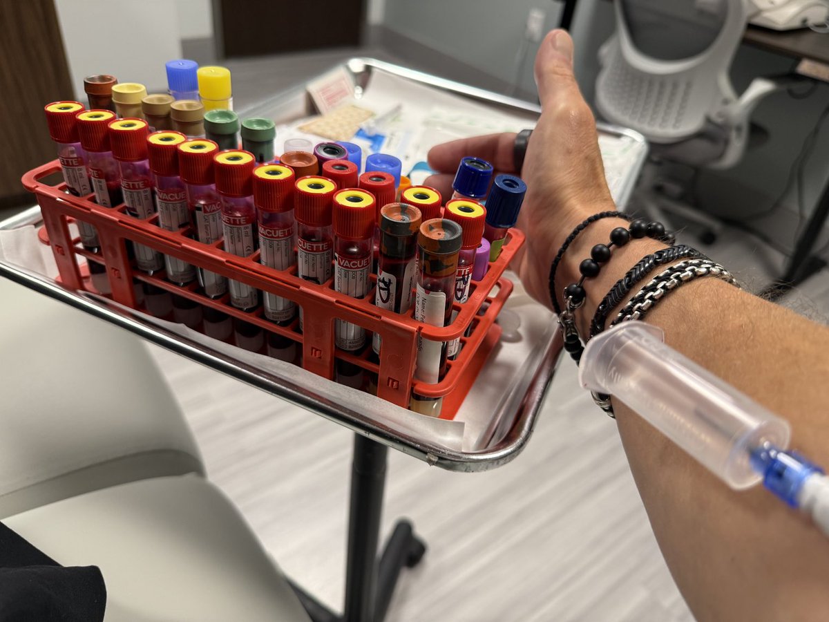 PeterDiamandis's tweet image. At FountainLife this morning, going through my annual upload. Collecting 200 GB of data about my body to find out two things: anything I should be concerned about? And how to optimize myself. FountainLife.com
@fountainlife_hq