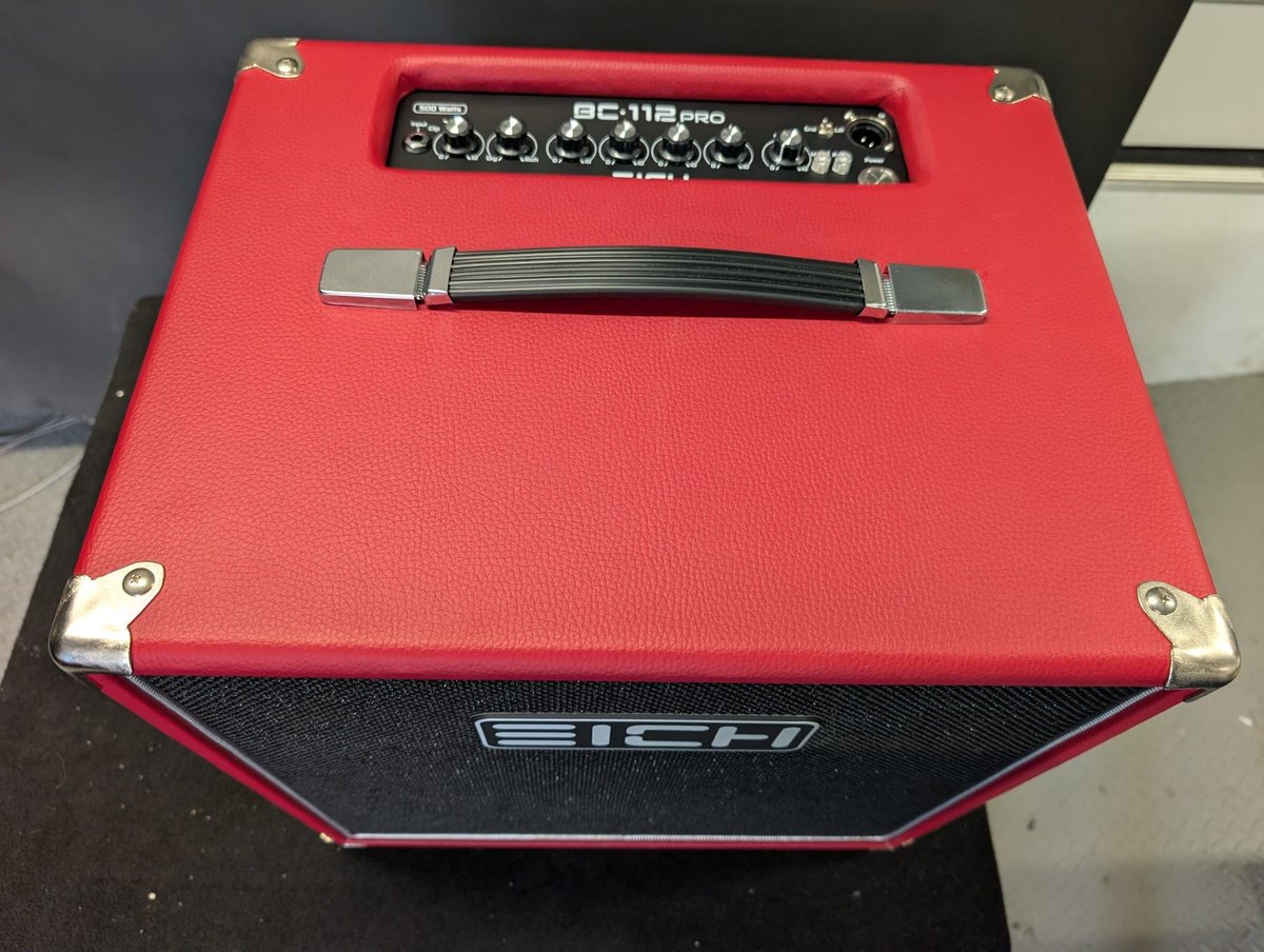 EichAmps's tweet photo. Is it already Combo Tuesday again?
This Red BC112Pro is looking extraordinary! What do you think?

#eichamps #bc112pro #madeingermany https://t.co/Ozt1l5cFDB
