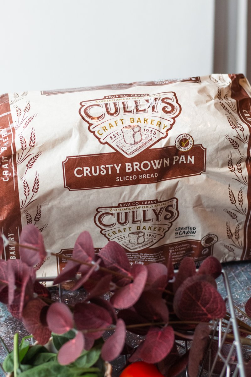 cullysbakery's tweet image. The #Cullys #CrustyBrown Pan! Baked, sliced and packed just for you! For all your lunch, brunch and picnic needs! Naturally . . .
#Crusty #Tasty #Cully #CrustyBrownPan #wholemealflour #CullysBakery #FreshlyBaked #IrishBakery #WholemealGoodness #CrustyBread