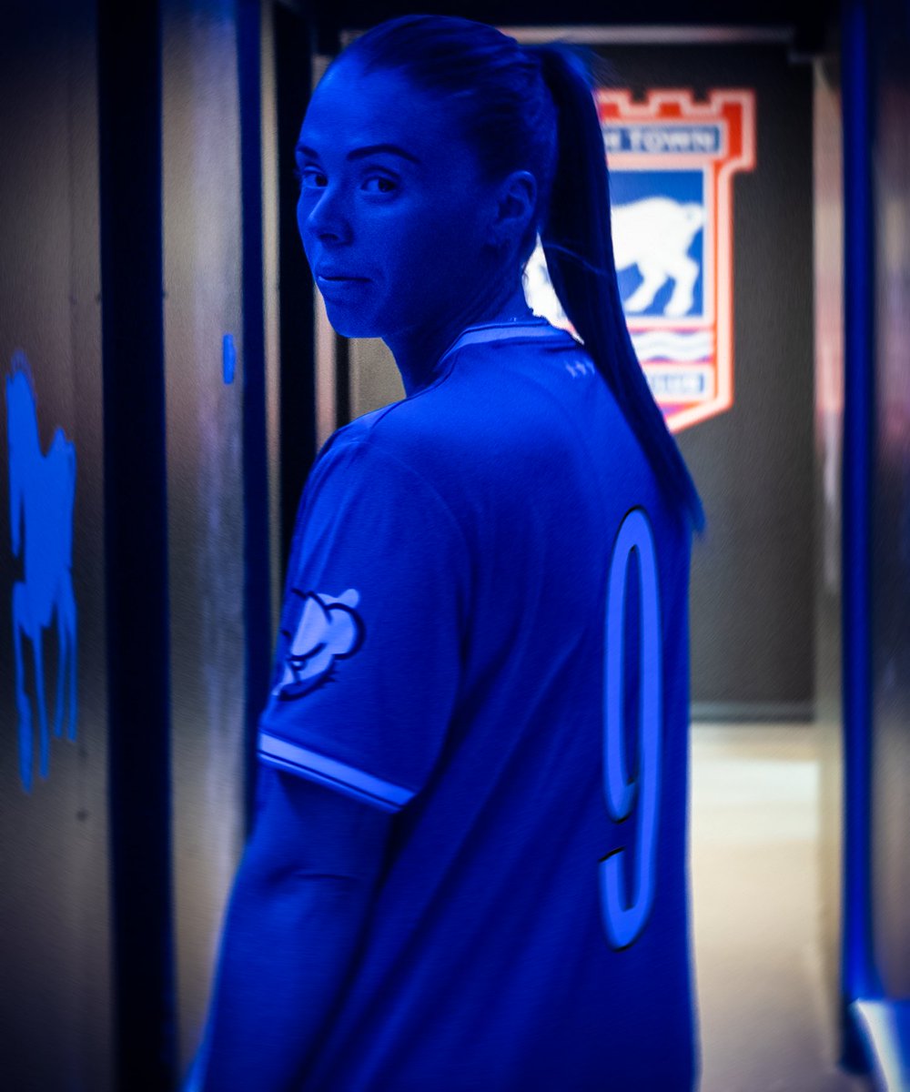 ITFCWomen's tweet image. Our new No. 9. 🤩