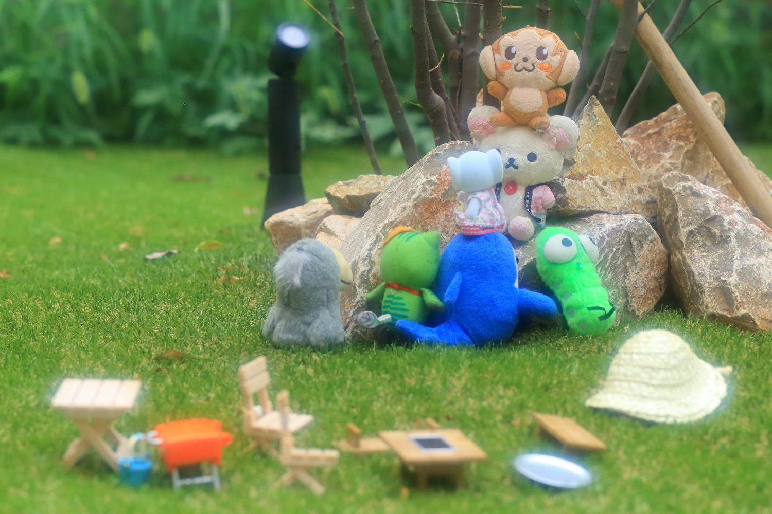 かばちゃんページ　くいしんぼうゴリラ　ピッピとチッチ　こぶたぬきつねこ コウペンちゃん はなまるばけくらべ マスコット（タヌキさん
