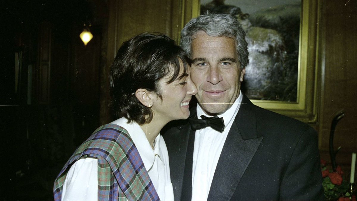 RedWave_Press's tweet image. BREAKING — At the direction of Attorney General Pam Bondi the DOJ will be reaching out to Jeffrey Epstein’s former girlfriend Ghislaine Maxwell to see if she would be willing to speak with the them about what she knows. “If Ghislane Maxwell has information about anyone who has…