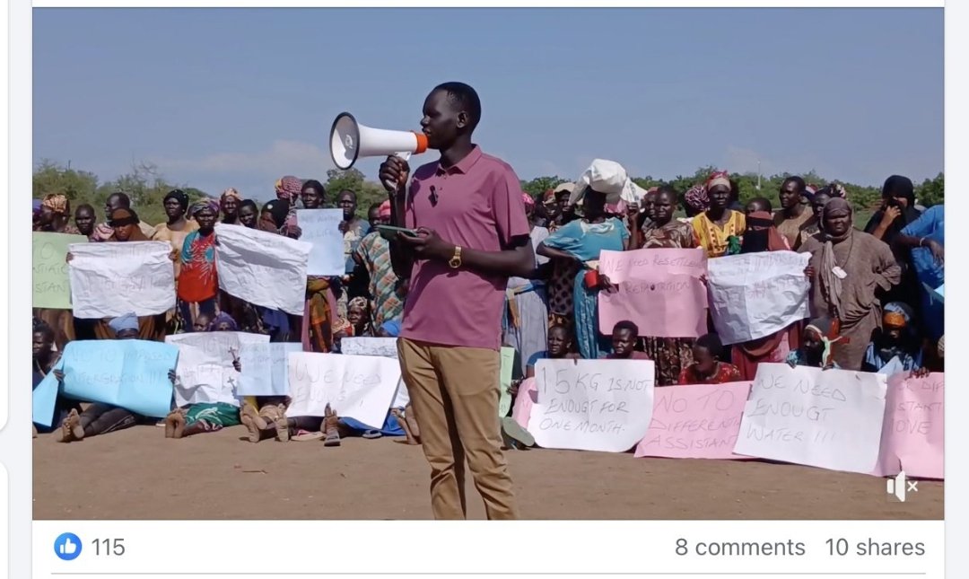 Locham_David's tweet image. Humanitarian crisis in Kakuma: Refugees are protesting dire condition on @WFP 40% food rations, water shortages, and uncertainty around integration (Shirika Plan). @DRSKenya
@UNHCR_Kenya @burugu_j
must act NOW! Fund aid, clarify integration plans. #RefugeeRights #ShirikaPlan