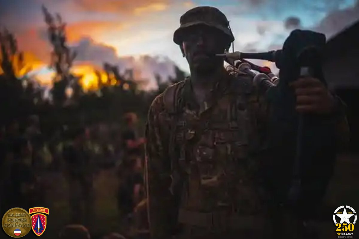 FORSCOM's tweet image. 🌏 During #SFACWeek, we’re spotlighting 5th SFAB Advisors—training with UK and Thai forces at JPMRC 25-01 in Hawaii. From ambush drills to drone overwatch, this was more than training—it was a rehearsal for Indo-Pacific ops. ⚔️
#Army250 #Readiness @armysfabs @USArmy
