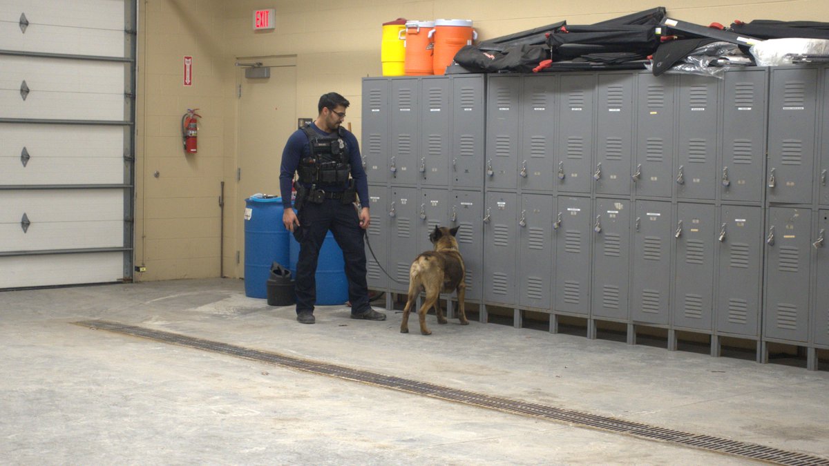 shawneeKSpolice's tweet image. Join the Shawnee Citizens’ Police Academy for an inside look at our daily operations!
-Thursdays, 6:30–9:30 p.m.
-Aug 29 – Nov 14
Spots are limited. Sign up here: zurl.co/MUpEE