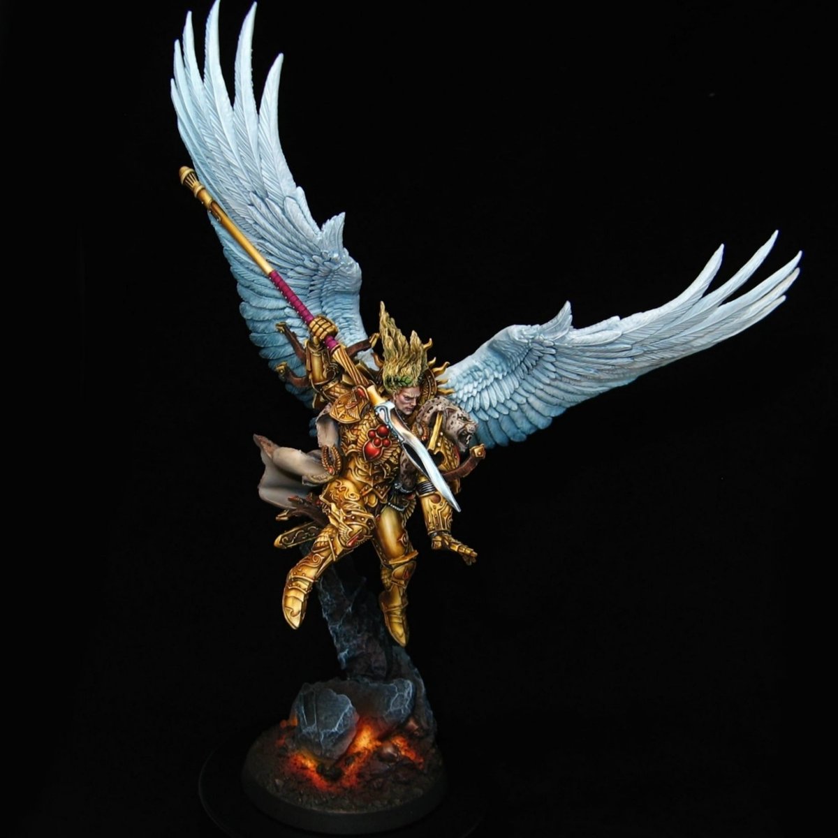 kpminis's tweet image. My most recent project: Sanguinius, Primarch of the Blood Angels Legion. It was the third Horus Heresy Primarch model that I painted and definitely the most challenging one, but I'm really happy with the final result
.
#PaintingWarhammer #WarhammerCommunity