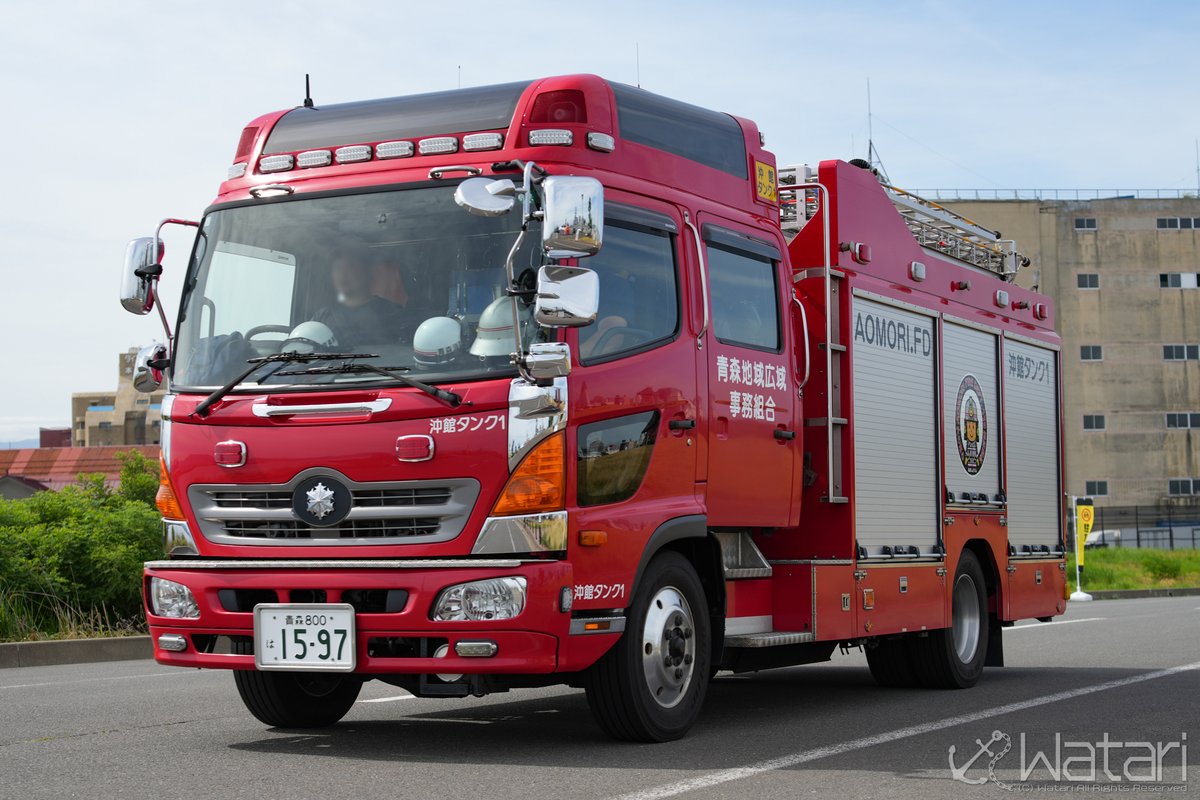 ddk121_ygm's tweet image. 2025/7/20
「安潟みなとまつり」装備品展示
・沖館タンク1
青森地域広域事務組合消防本部
中央消防署沖館分署
日野・レンジャー
日本ドライケミカル
平成28年配備
本車の特徴、ファイヤースカイビューについては、4枚目の通りカーテンで閉じられており、ほぼ開けたことはないとの事
#青森消防
