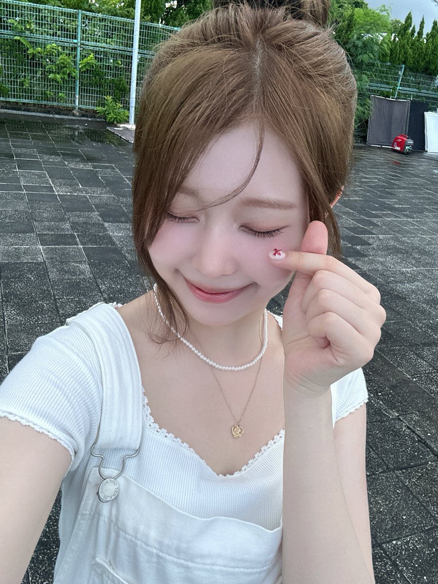 iᥫ᭡y - 🤍 #도희 #DOHEE #ドヒ #iLy #SMN_iLy #SAYMYNAME #세이마이