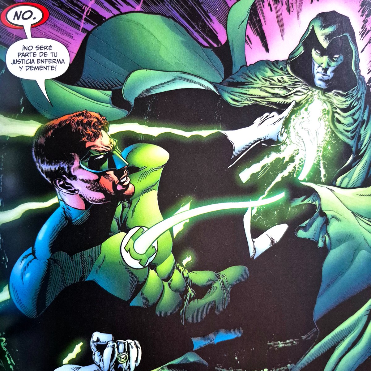 PaniniComicsEsp's tweet image. 💚BIBLIOTECA GREEN LANTERN DE GEOFF JOHNS 1
#24del7
"En el día más brillante, en la noche más oscura..."
Comienza la recopilación de la etapa completa de Geoff Johns al frente de Green Lantern. Todo empieza con el renacimiento de Hal Jordan en 2004, después de que, como…