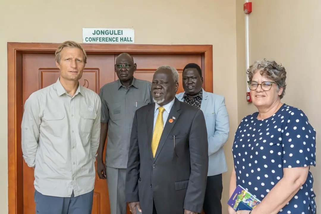 dengbiar_'s tweet image. Isn't it supposed to be Jonglei Conference Hall guys?
Jongulei really?😂
#SSOX