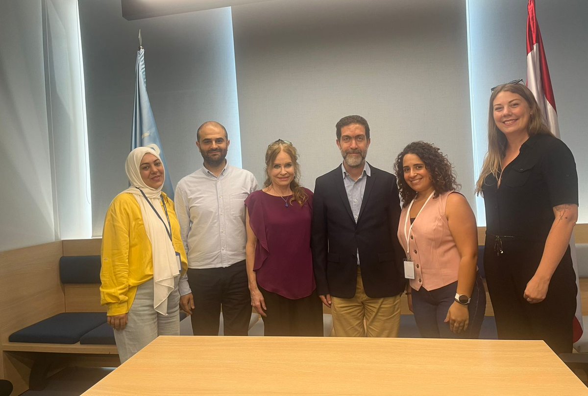 UNOPSMiddleEast's tweet image. UNOPS signed Grant Agreement with Association Semeurs D’Avenir, partnering with Lebanese Young Talents, to manage Jisr El Wati courts & organize social activities keeping the courts safe & accessible, SiMA project is funded by German Government @GermanEmbBeirut thru' @KfW_FZ_int