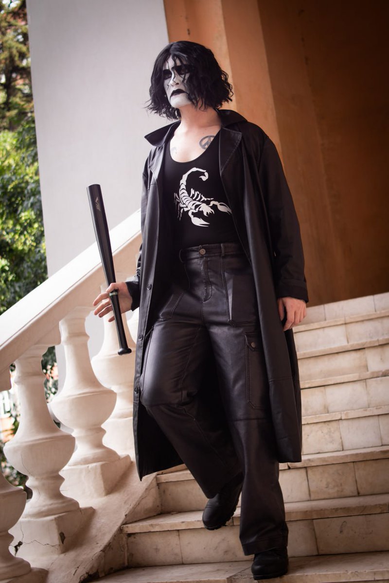 Мы откатали Танибату, я вернулся домой и много сплю
Проектов было мало, второй день гулял в Стинге из WWE
Уличные фото от <a href="/onisandr/">ТЕРМОЯДЕРНАЯ СОВА</a> и Дяди Валеры t.me/vartinnert1