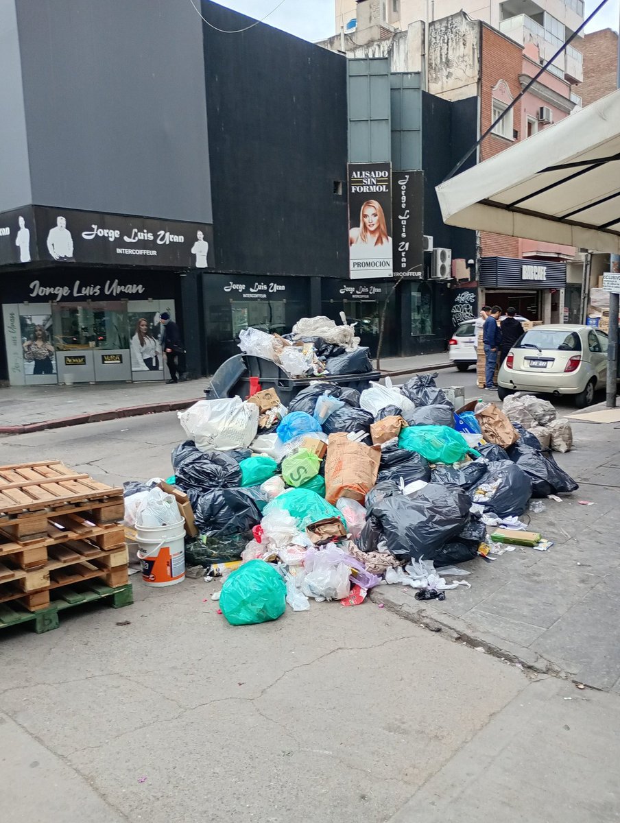 <a href="/CVNvaCba/">Autoconvocados Nueva Córdoba</a> <a href="/MuniCba/">Municipalidad de Córdoba</a> <a href="/AmbienteMuniCba/">Córdoba Sustentable</a> <a href="/saludmunicba/">Secretaria de Salud Municipal.</a> Centro