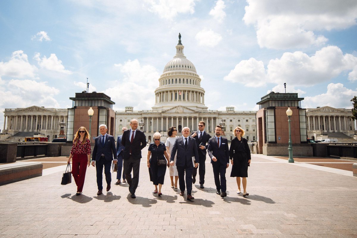 PLParliament's tweet image. 🇵🇱🤝🇺🇸 Delegation of the Foreign Affairs and National Defence Committees of the Polish Sejm visited Washington, D.C. (July 13–18).
✅ 18 meetings on Capitol Hill
✅ Talks at the State Dept., Defense Dept., and National Security Council
✅ Key topics: PL–US partnership, U.S.…