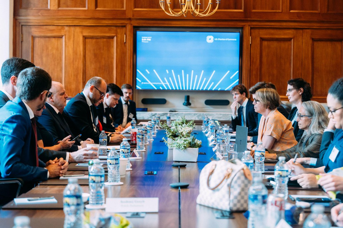 PLParliament's tweet image. 🇵🇱🤝🇺🇸 Delegation of the Foreign Affairs and National Defence Committees of the Polish Sejm visited Washington, D.C. (July 13–18).
✅ 18 meetings on Capitol Hill
✅ Talks at the State Dept., Defense Dept., and National Security Council
✅ Key topics: PL–US partnership, U.S.…