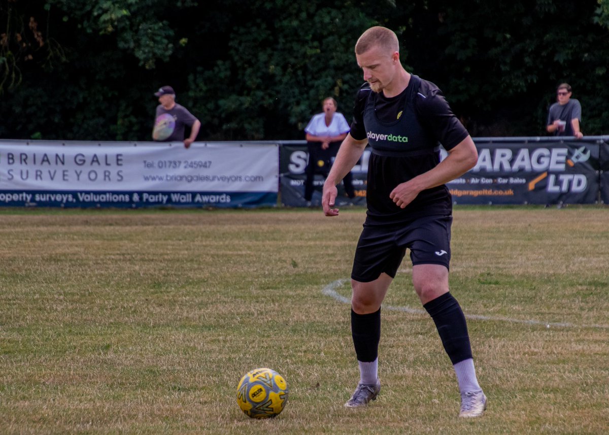 BillyOram10's tweet image. Trialist A … Anyone got a spare pen 🖊️ ?
@MersthamFC1892
📸 - @PhotographyVjt