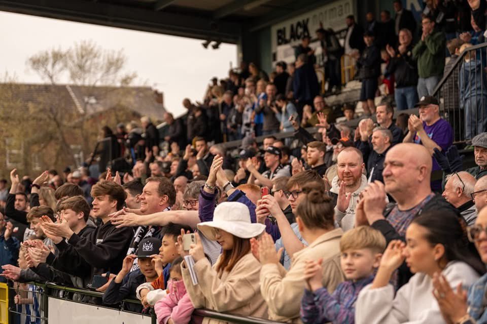 MarineAFC's tweet image. 🚍 Latest coach booking numbers:
South Shields (Sat 9 August) - 11
Alfreton Town (Mon 25 August) - 4
Help us secure the coaches by booking on here: marinefc.ktckts.com/brand/travel
#WeAreMarine