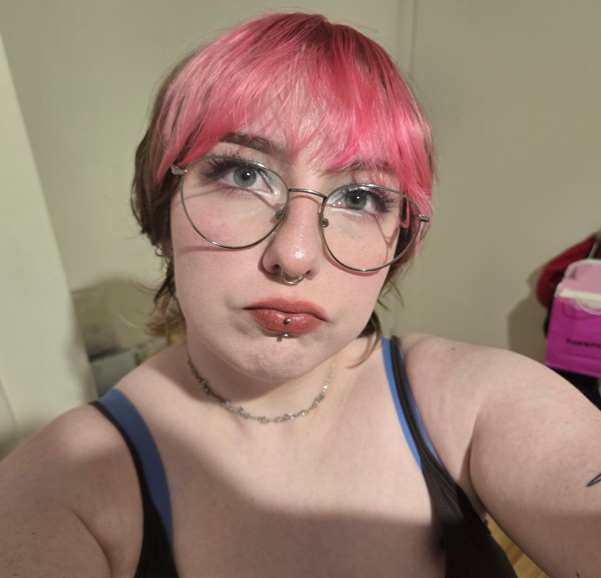 peapodOW's tweet image. Omg stream was fantastic!! Thank you to those who stayed from start to end, I not only got raided but also huge hype train from @DecoyAus and @glosssy__ !! Y'all are the cutest ❤️