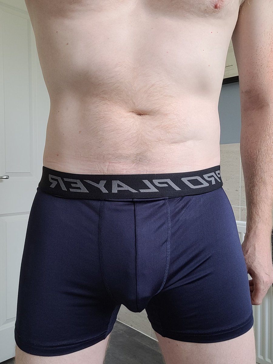 Today, work took me to a rugby club. As I went to use the toilets, I passed the changing rooms and happened to see these left out. How could I not? 😈💦