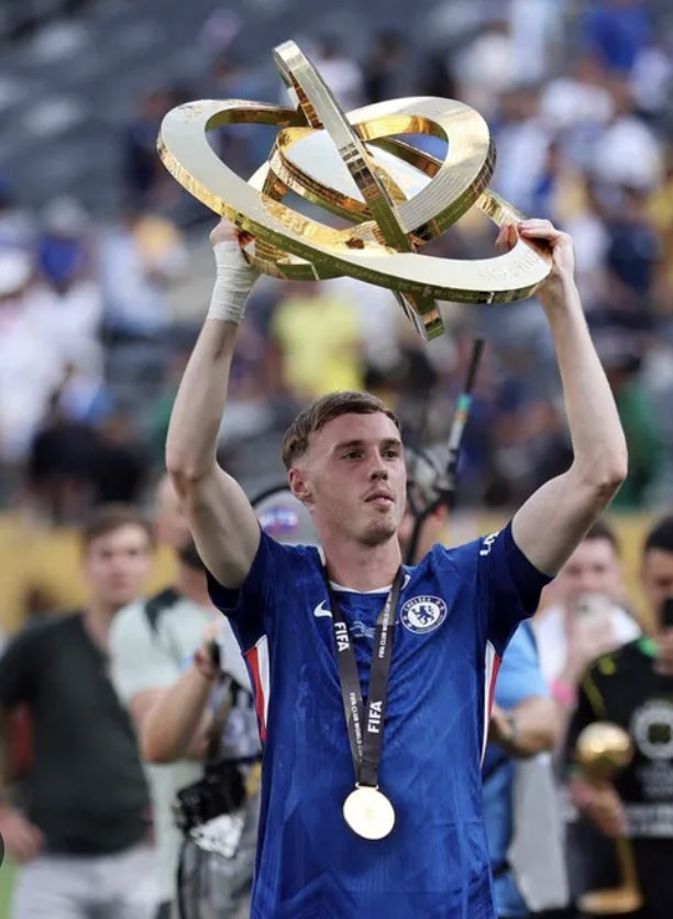 Football News Hub tweet media