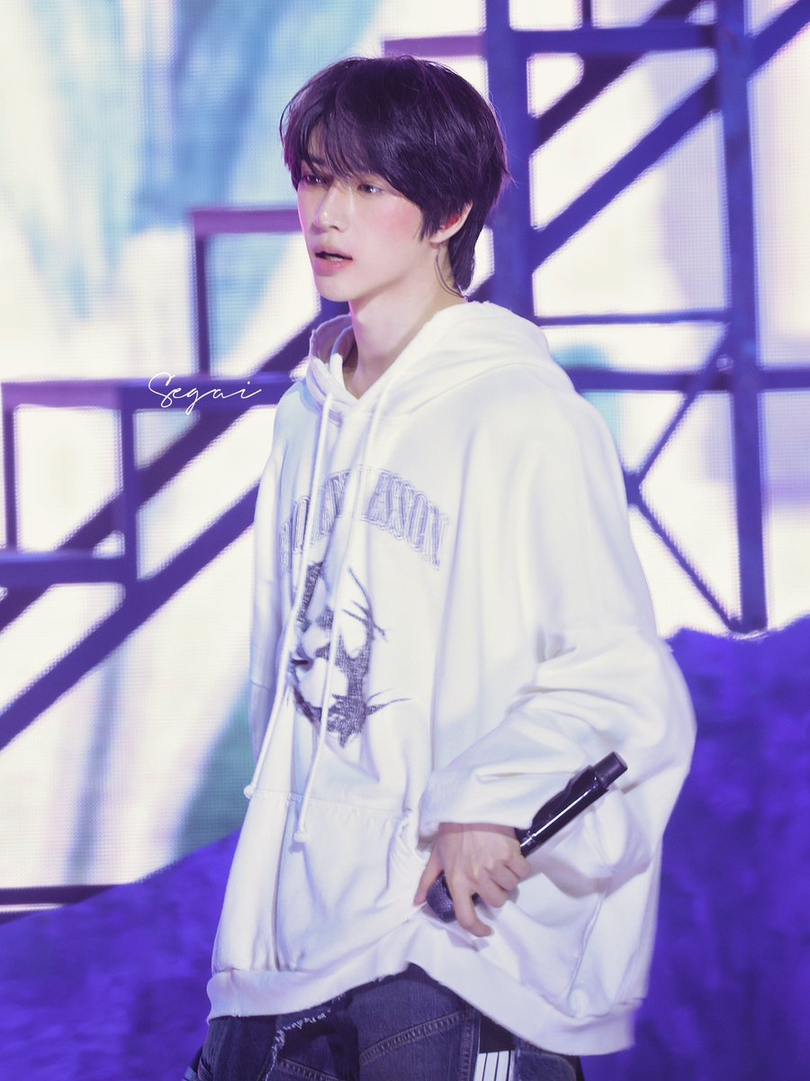 Segaiwu's tweet image. 250721
๐ป๐ฅฐ
#BEOMGYU #๋ฒ๊ท #ใใ ใฎใฅ
#TXT_BEOMGYU #TXT_๋ฒ๊ท
#TOMORROW_X_TOGETHER
#ํฌ๋ฐํฌ #TXT #ํฌ๋ชจ๋ก์ฐ๋ฐ์ดํฌ๊ฒ๋