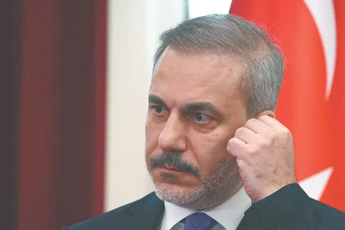 Levant_24_'s tweet image. Turkish Foreign Minister stated that any effort to divide Syria threatens Turkey’s national security directly. Ankara aims to prevent Syria’s fragmentation into four regions, accusing Prime Minister Benjamin Netanyahu of opposing a stable Syria and seeking Middle East chaos.