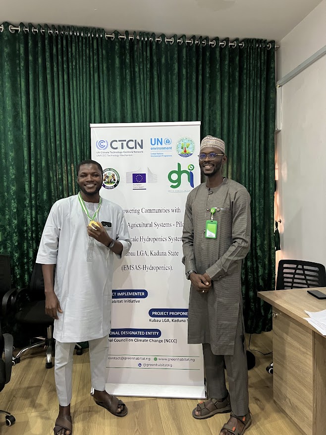 GreenHabitatNG's tweet image. We're incredibly proud to recognize the dedication and resilience of our amazing staff, who were awarded medals for their outstanding contributions to the EMSAS-Hydroponics project. 
#EMSASProject #StaffRecognition #TeamExcellence #Collaboration #Innovation #MakingADifference