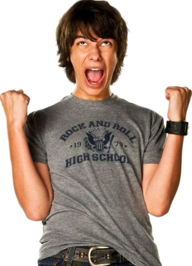 kalosianclaudia's tweet image. oh and mfw i’m officially a youtube partner now!!! thank you all for being here :) &lt;3