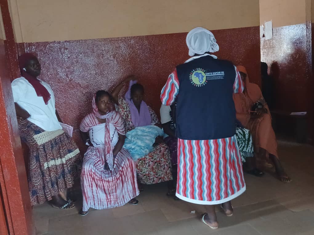 Sevguinee's tweet image. Des femmes enceintes mieux outillées face au VIH à Salamani (Kankan). Cette activité a réuni 63 participants, dont 7 hommes s’inscrit dans le cadre de la mise en œuvre du projet d’accompagnement des femmes enceintes bénéficiaires du dispositif SOFIA, financé par @EF_LINITIATIVE