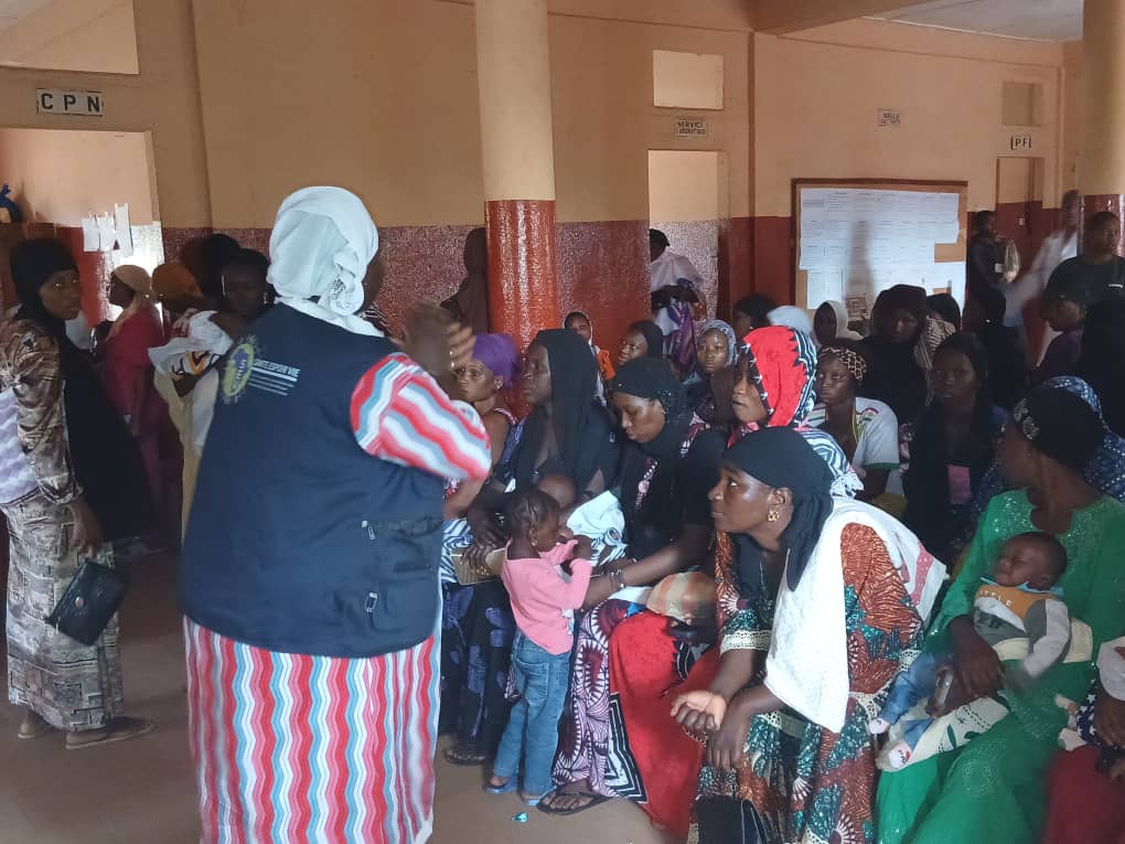 Sevguinee's tweet image. Des femmes enceintes mieux outillées face au VIH à Salamani (Kankan). Cette activité a réuni 63 participants, dont 7 hommes s’inscrit dans le cadre de la mise en œuvre du projet d’accompagnement des femmes enceintes bénéficiaires du dispositif SOFIA, financé par @EF_LINITIATIVE