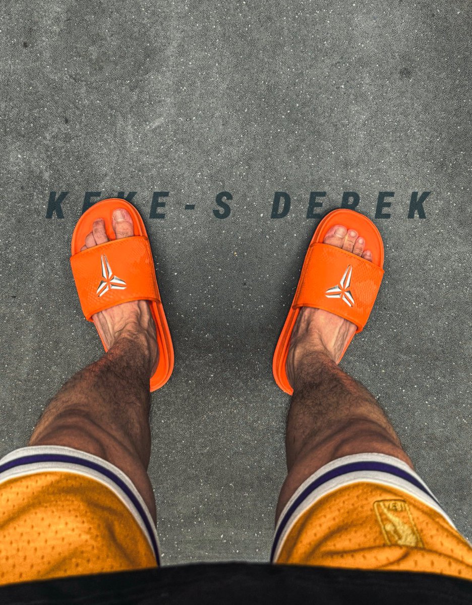 贱狗的舌头准备好 给你主人脚降降温🔥