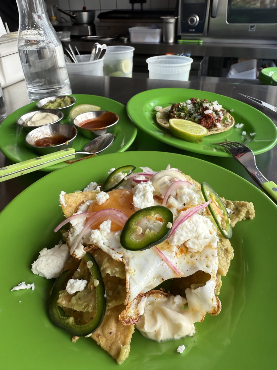 MeatOneVegBlog's tweet image. NEW POST. Perro. Finally, a new opening to get excited about.
meatandoneveg.blog/perro-kings-he…