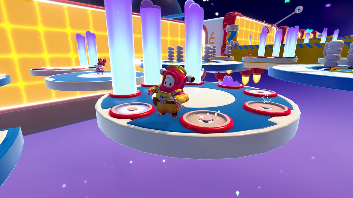 FallGuysGame's tweet image. 3, 2, 1, SPACE!
Play Starchart and Cosmic Highway and more out of this world levels now! 🪐