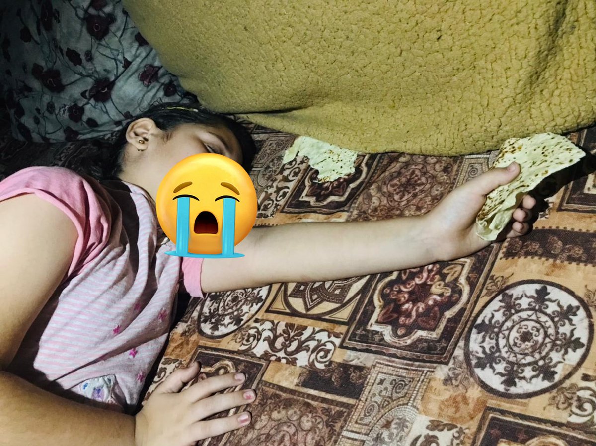 Khetam65411037's tweet image. PLEASE READ ‼️
After two days of suffering while searching for flour, I finally managed to bake bread for my children. But when I finished cooking it, I found my daughter had fallen asleep from extreme hunger.
gofundme.com/f/help-khader-…