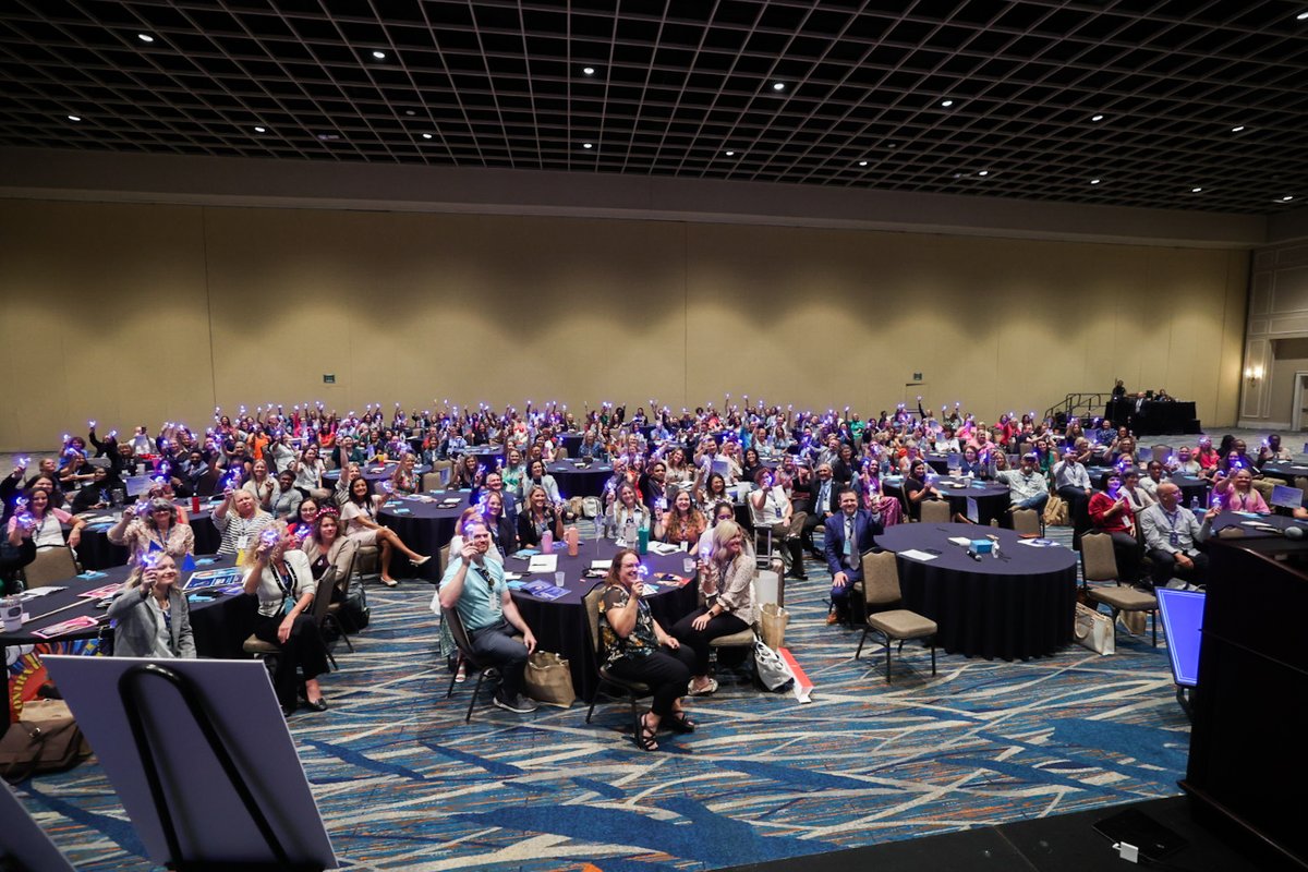 EducationFL's tweet image. We would like to extend our sincerest thanks to our lead sponsor @FloridaPrepaid for their continued support of the Florida Teacher of the Year program. Your sponsorship made the 2026 Gala one we will never forget! #FLTOY2026 #FloridaTeachersLead