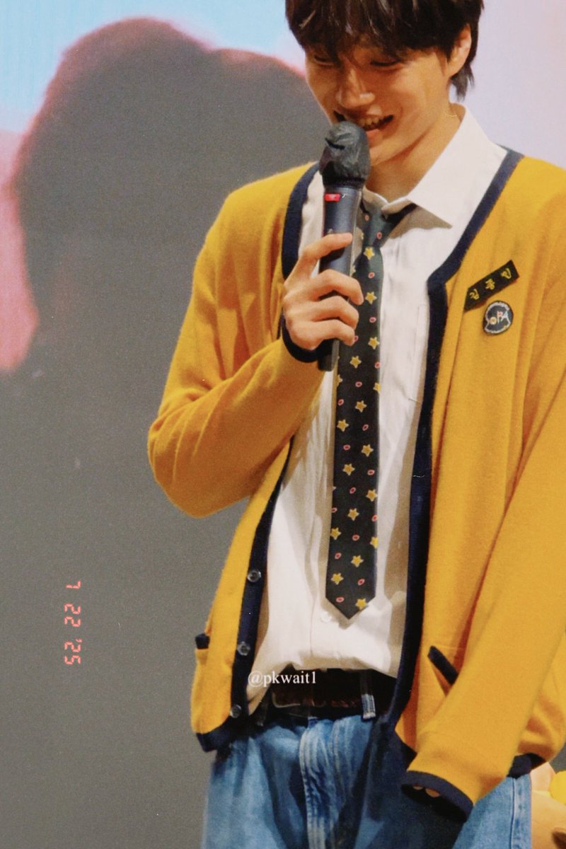 pkwait1's tweet image. 🐥🎤