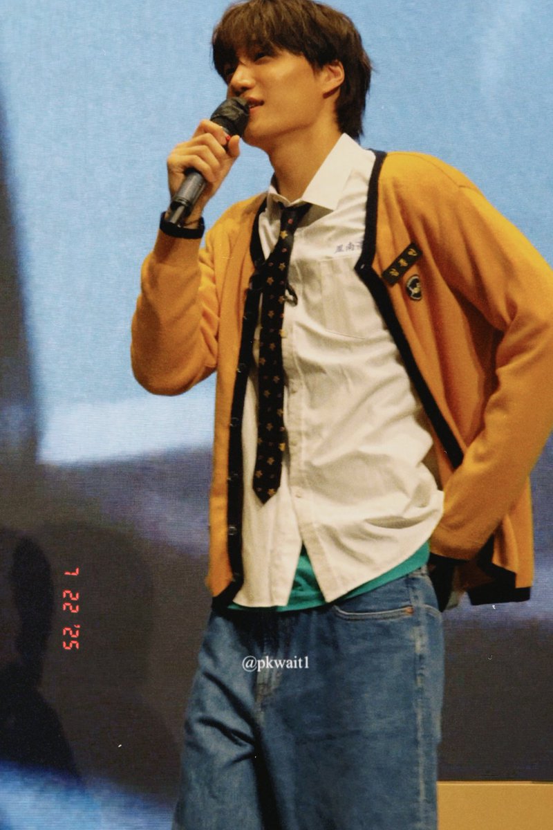 pkwait1's tweet image. 🐥🎤